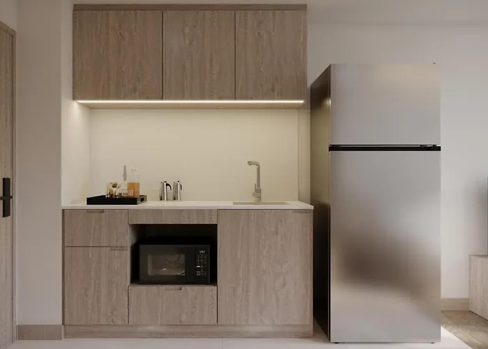 아파트 Leon Lasalle And Residences