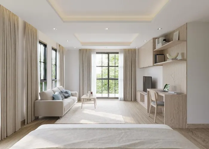 Leon Lasalle And Residences *
